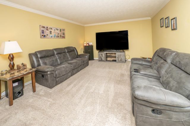 7025 Running Fox Court, Florence, KY 41042