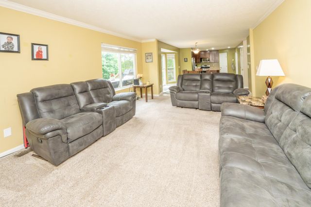 7025 Running Fox Court, Florence, KY 41042
