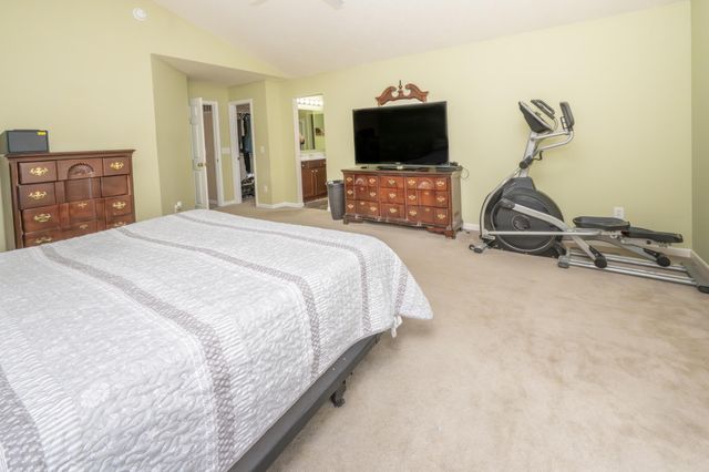 7025 Running Fox Court, Florence, KY 41042
