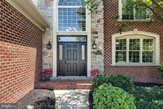1361 WICKLOW DR, York, PA 17404