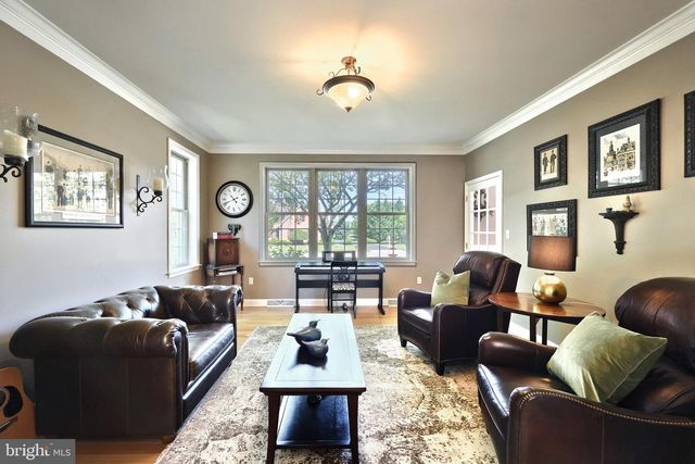 1361 WICKLOW DR, York, PA 17404
