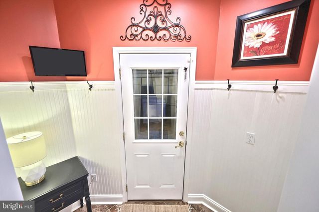 1361 WICKLOW DR, York, PA 17404