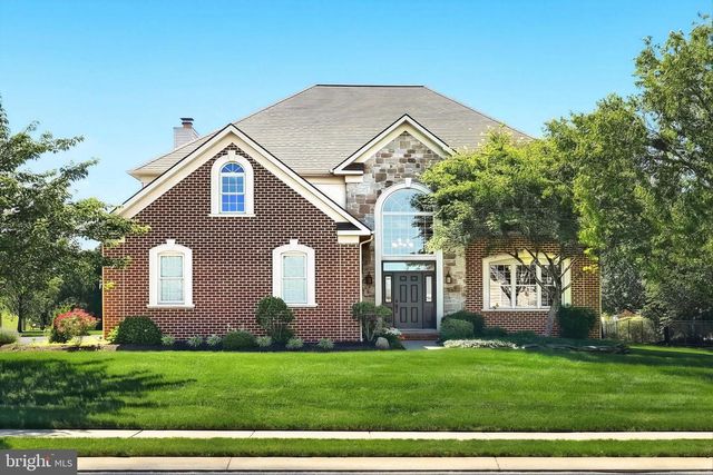 1361 WICKLOW DR, York, PA 17404