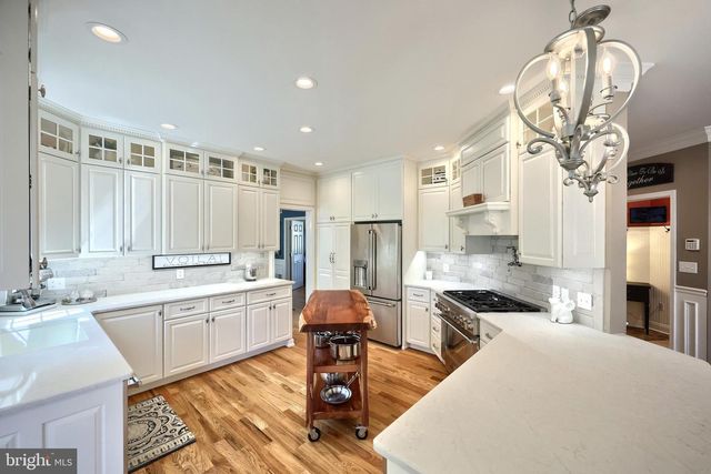 1361 WICKLOW DR, York, PA 17404