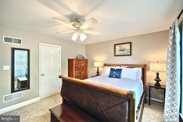 1361 WICKLOW DR, York, PA 17404
