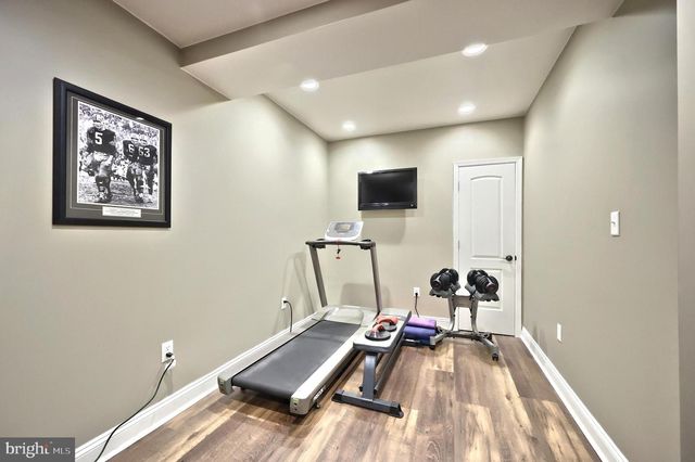 1361 WICKLOW DR, York, PA 17404