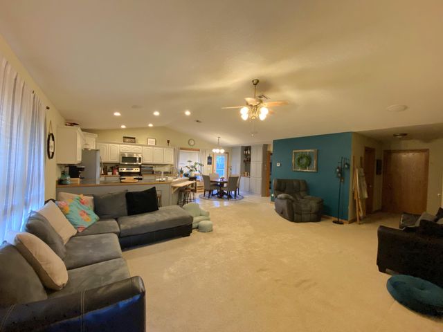 151 Park Valley Court, Anderson, MO 64831