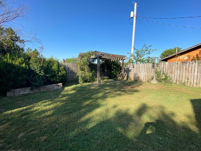 151 Park Valley Court, Anderson, MO 64831