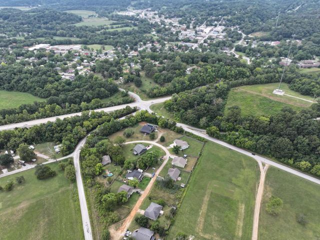 151 Park Valley Court, Anderson, MO 64831