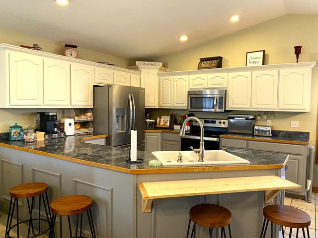 151 Park Valley Court, Anderson, MO 64831