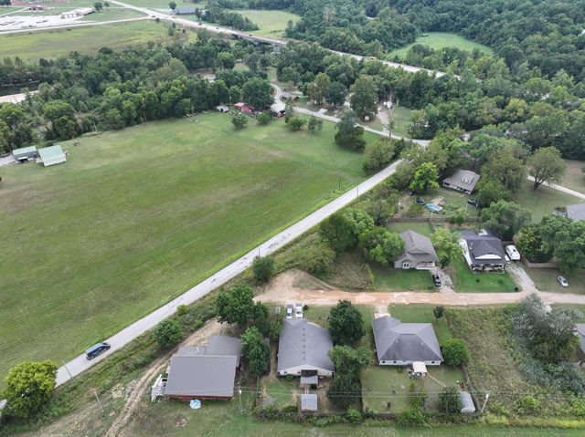 151 Park Valley Court, Anderson, MO 64831