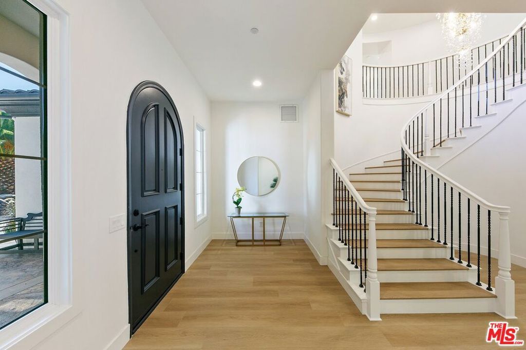 367 Loire Valley Drive, Simi Valley, CA 93065 — photo 3