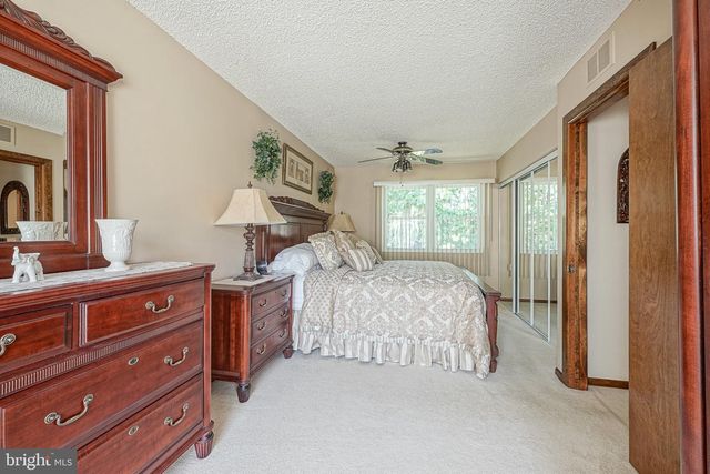 9 GEMINI CT, Sewell, NJ 08080