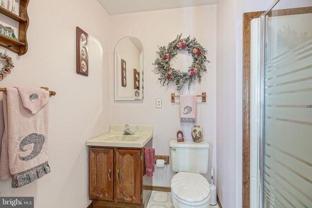 9 GEMINI CT, Sewell, NJ 08080