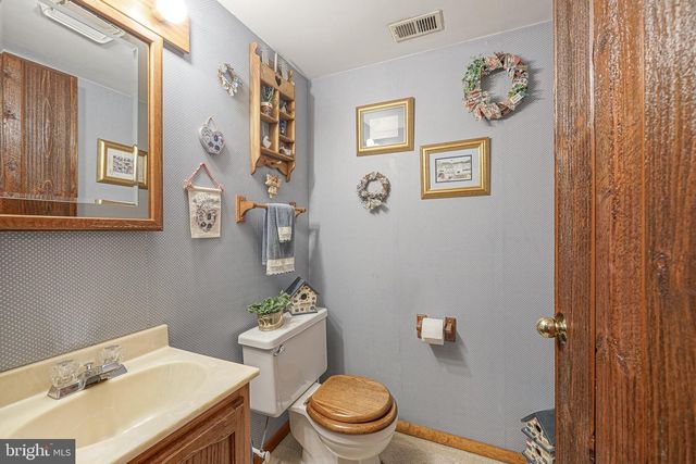 9 GEMINI CT, Sewell, NJ 08080
