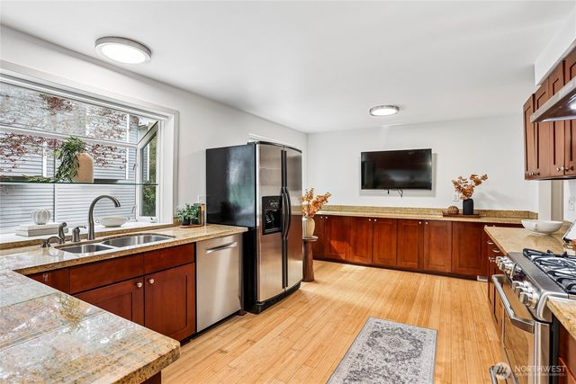 10816 183rd Avenue NE, Redmond, WA 98052