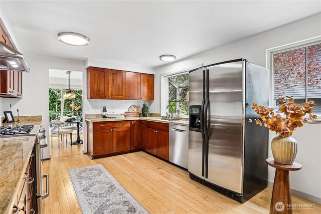 10816 183rd Avenue NE, Redmond, WA 98052