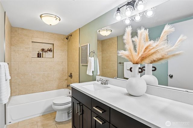 10816 183rd Avenue NE, Redmond, WA 98052