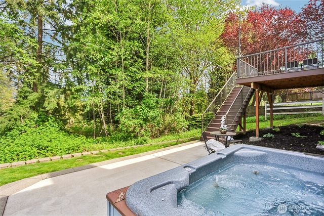 10816 183rd Avenue NE, Redmond, WA 98052