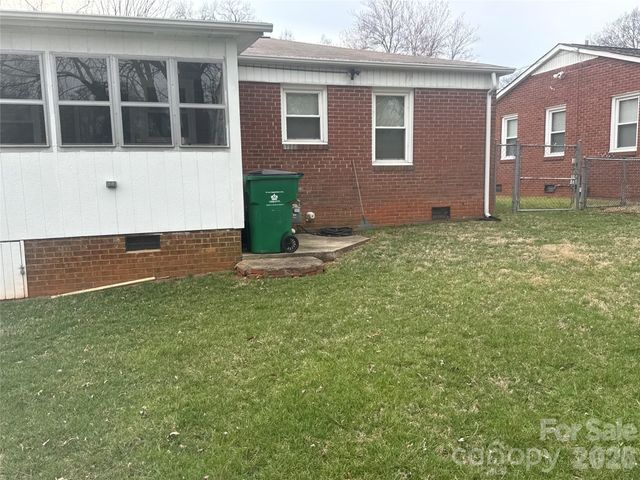 2912 Coronet Way, Charlotte, NC 28208