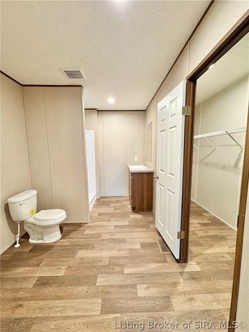 377 S Second Street, Austin, IN 47102