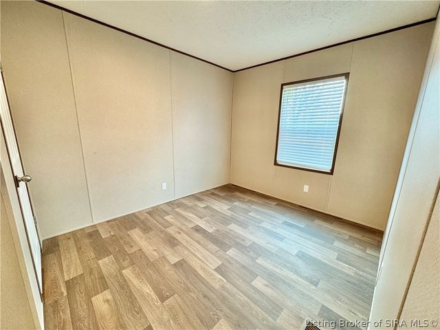 377 S Second Street, Austin, IN 47102