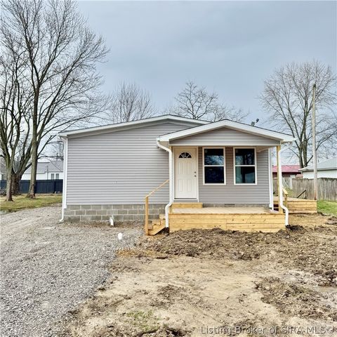 377 S Second Street, Austin, IN 47102