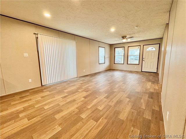 377 S Second Street, Austin, IN 47102