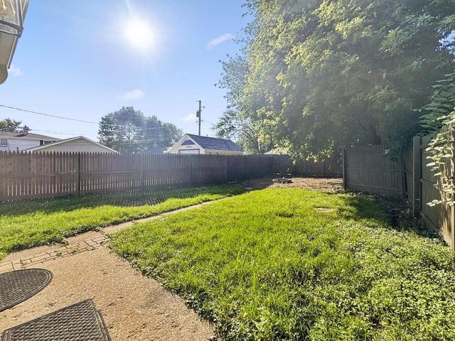 109 E 1ST STREET, Kimberly, WI 54136