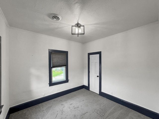 109 E 1ST STREET, Kimberly, WI 54136