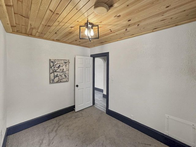 109 E 1ST STREET, Kimberly, WI 54136
