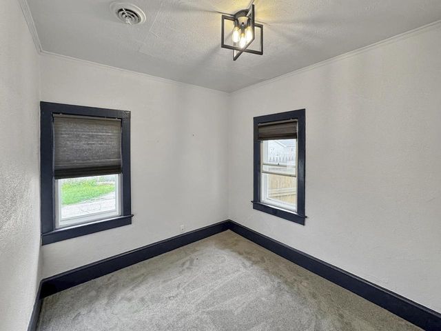 109 E 1ST STREET, Kimberly, WI 54136