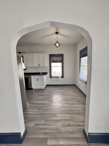 109 E 1ST STREET, Kimberly, WI 54136