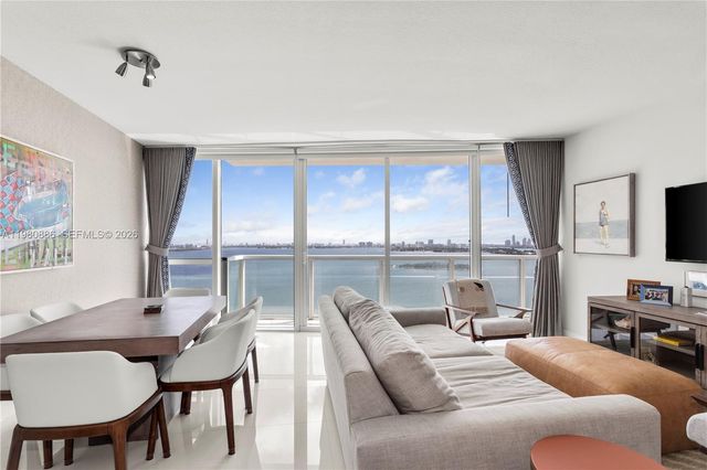 665 NE 25th St 2102, Miami, FL 33137