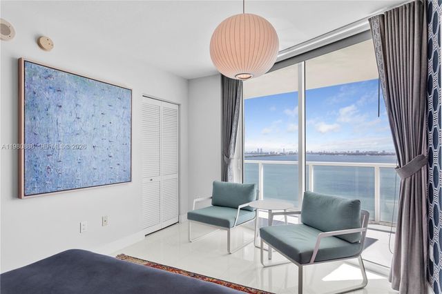 665 NE 25th St 2102, Miami, FL 33137