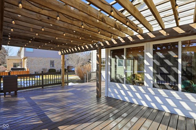 370 Shades Court, Carmel, IN 46032