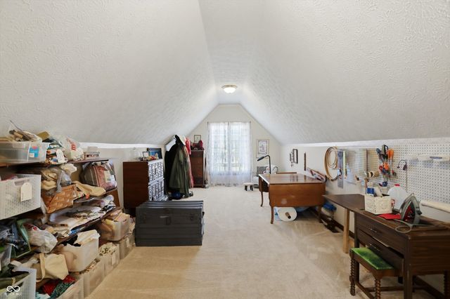 370 Shades Court, Carmel, IN 46032