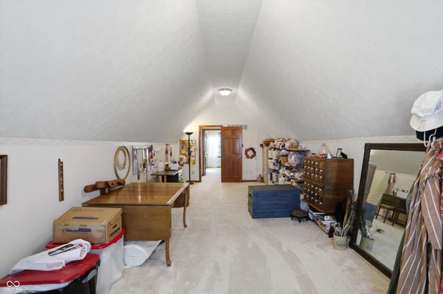 370 Shades Court, Carmel, IN 46032