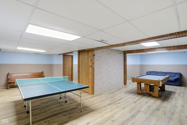 370 Shades Court, Carmel, IN 46032