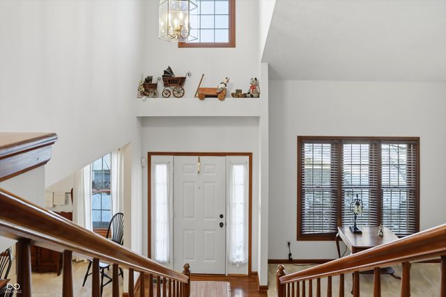 370 Shades Court, Carmel, IN 46032