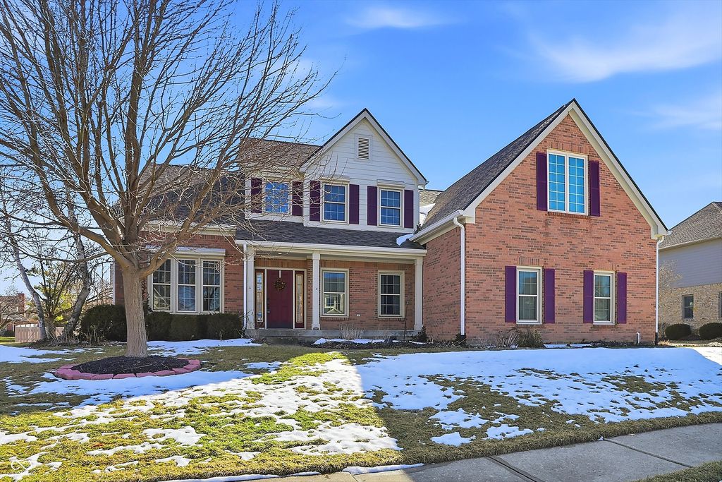 370 Shades Court, Carmel, IN 46032