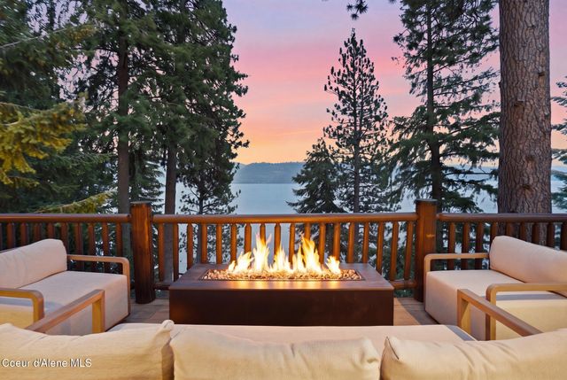 6662 W ROCKFORD BAY RD, Coeur D'alene, ID 83814