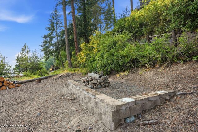 6662 W ROCKFORD BAY RD, Coeur D'alene, ID 83814