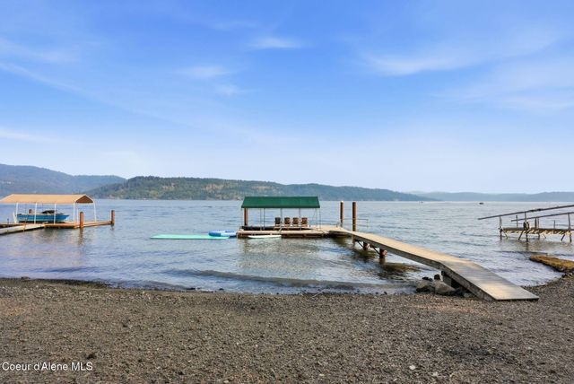 6662 W ROCKFORD BAY RD, Coeur D'alene, ID 83814