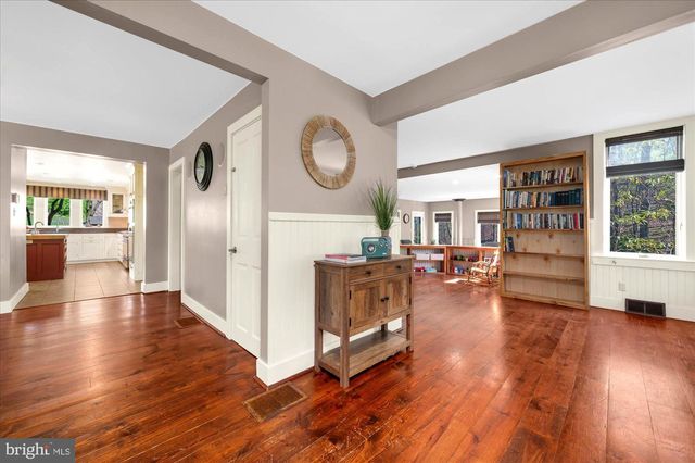 63 HAMPSHIRE, Sinking Spring, PA 19608