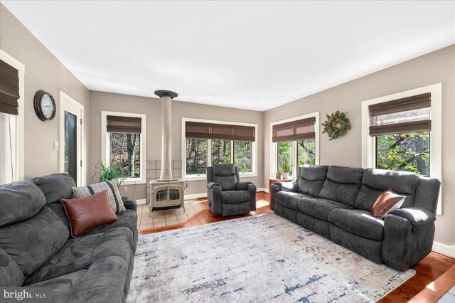 63 HAMPSHIRE, Sinking Spring, PA 19608