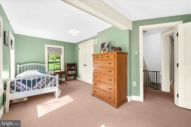 63 HAMPSHIRE, Sinking Spring, PA 19608