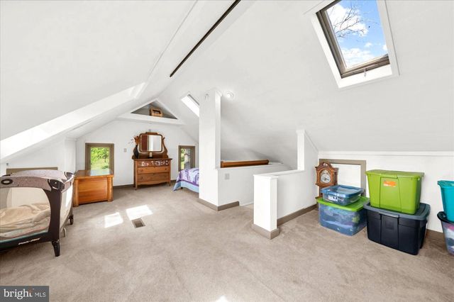 63 HAMPSHIRE, Sinking Spring, PA 19608