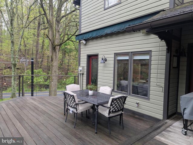63 HAMPSHIRE, Sinking Spring, PA 19608