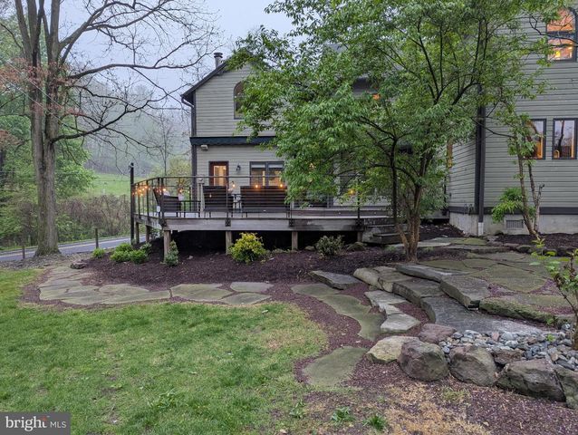 63 HAMPSHIRE, Sinking Spring, PA 19608